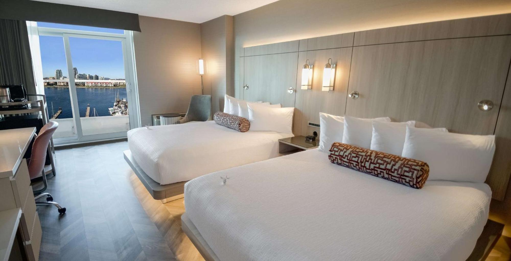 Coast & Marina By Apa Hotel Victoria