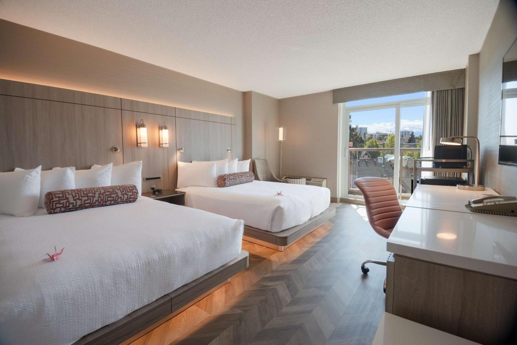 Coast & Marina By Apa Hotel Victoria