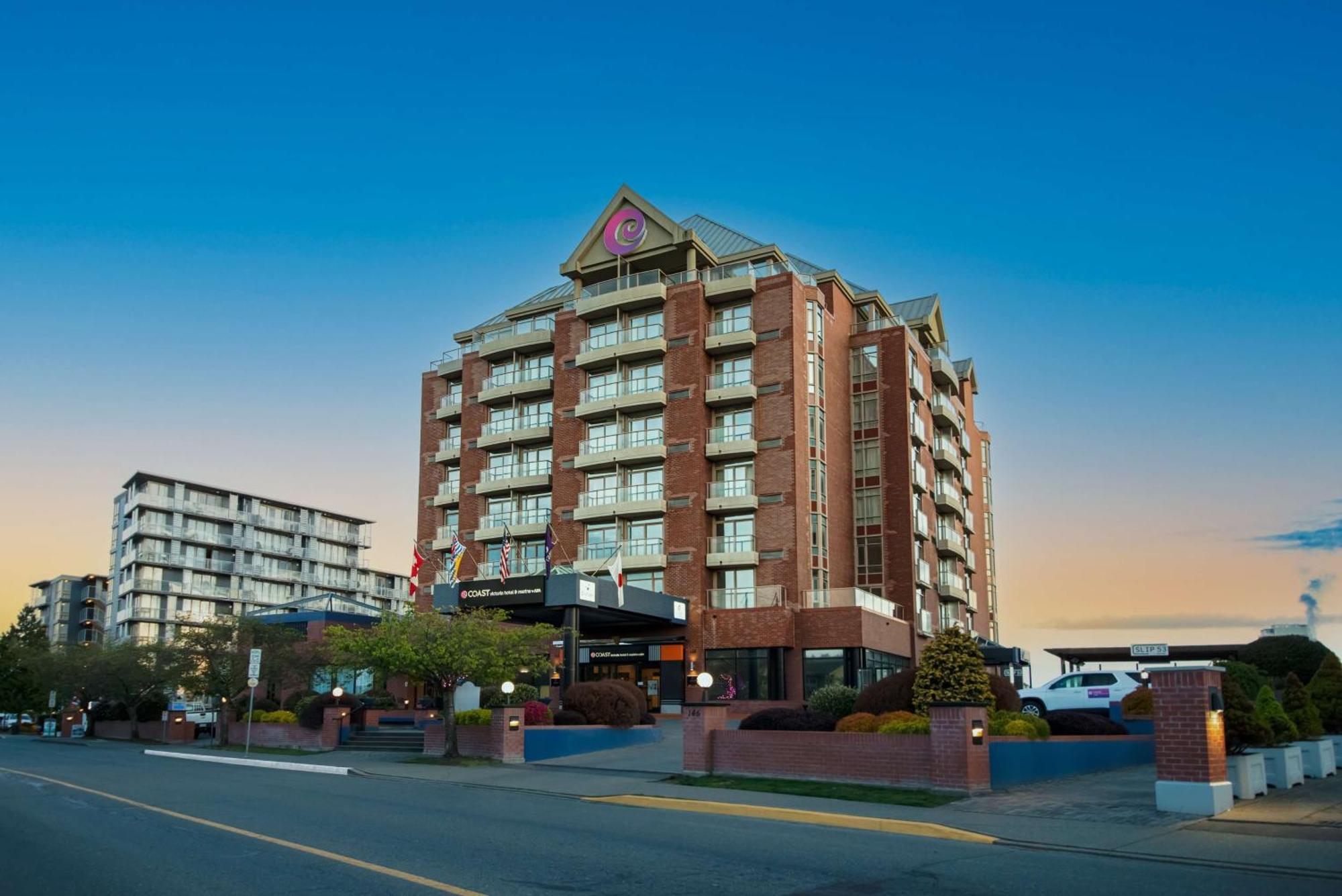 Coast & Marina By Apa Hotel 4*