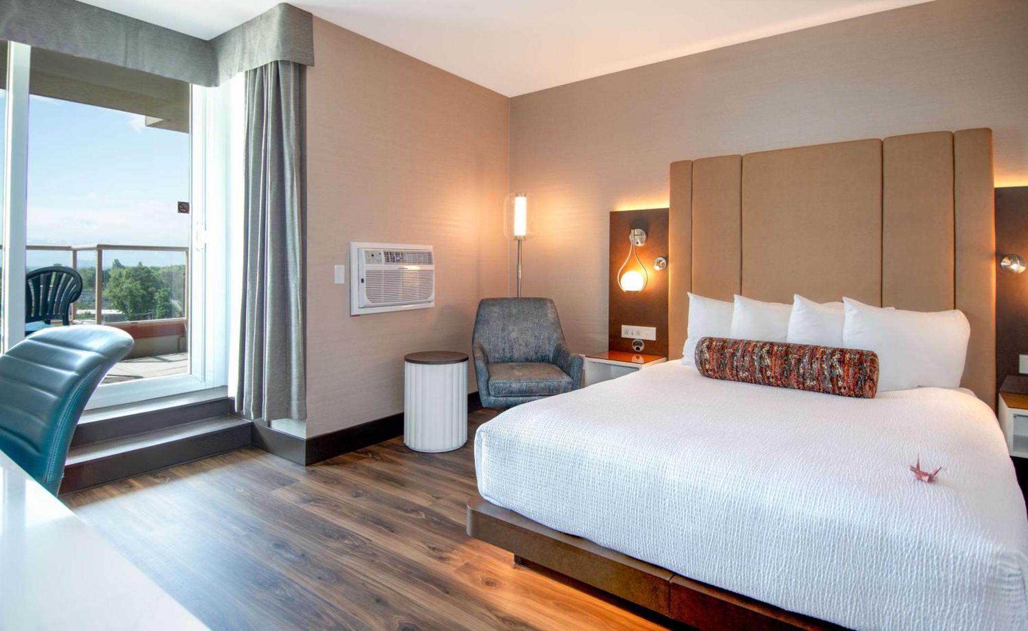 Coast & Marina By Apa 4*
