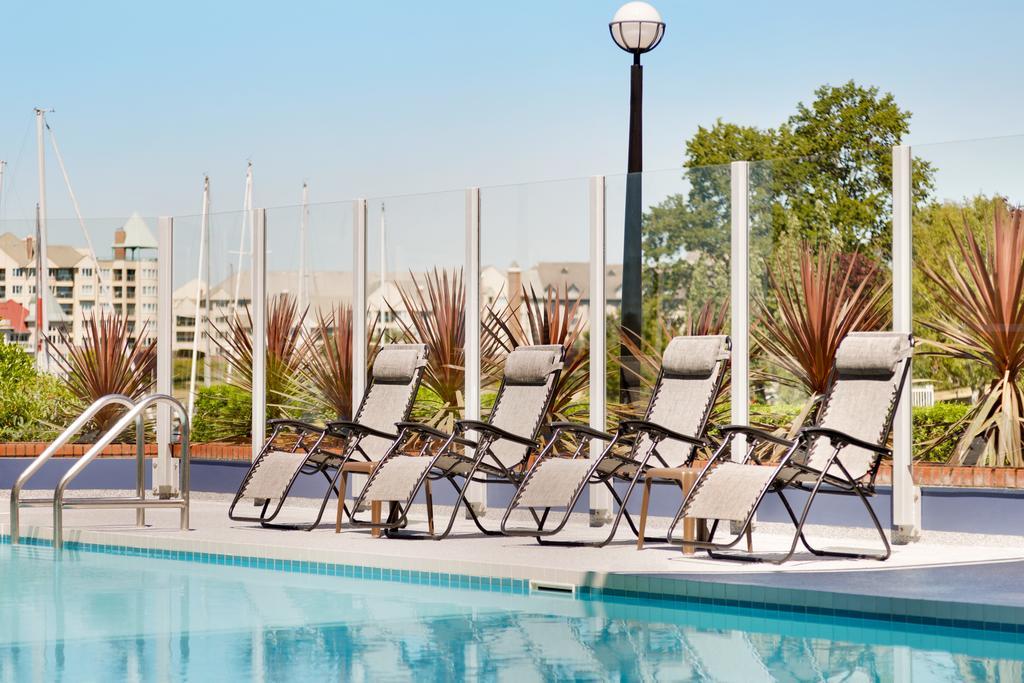 Hotel Coast & Marina By Apa Victoria